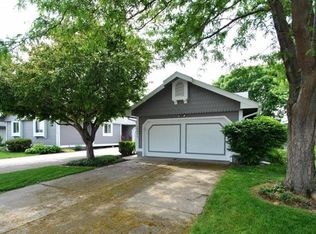 15331 R St, Omaha, NE 68137