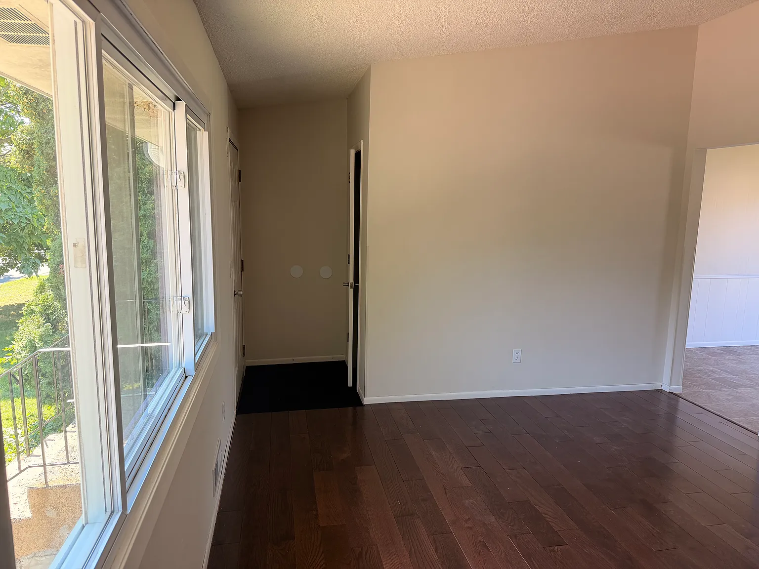 2 bed, 1500 sqft, $2,195 — Photo 4