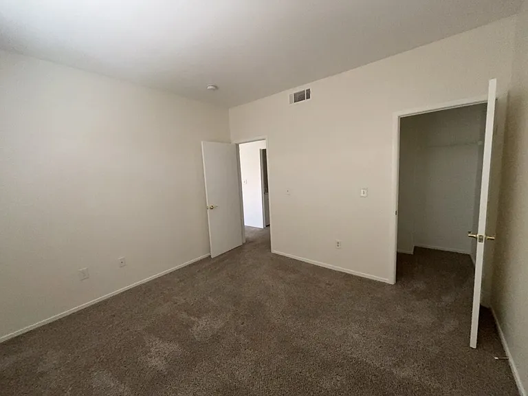 2111 Hussium Hills St #202-BLD9 — Photo 23