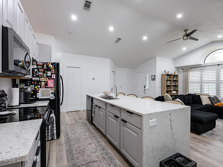 6655 Corto Rd — Photo 20
