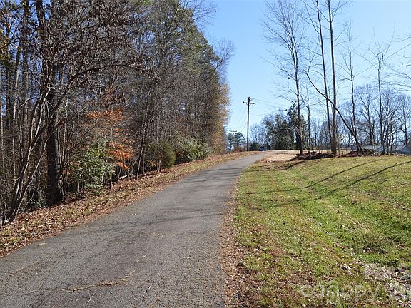 4th image of 116 Sunset View Ln