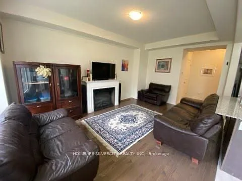 1224 Rexton Dr — Photo 8