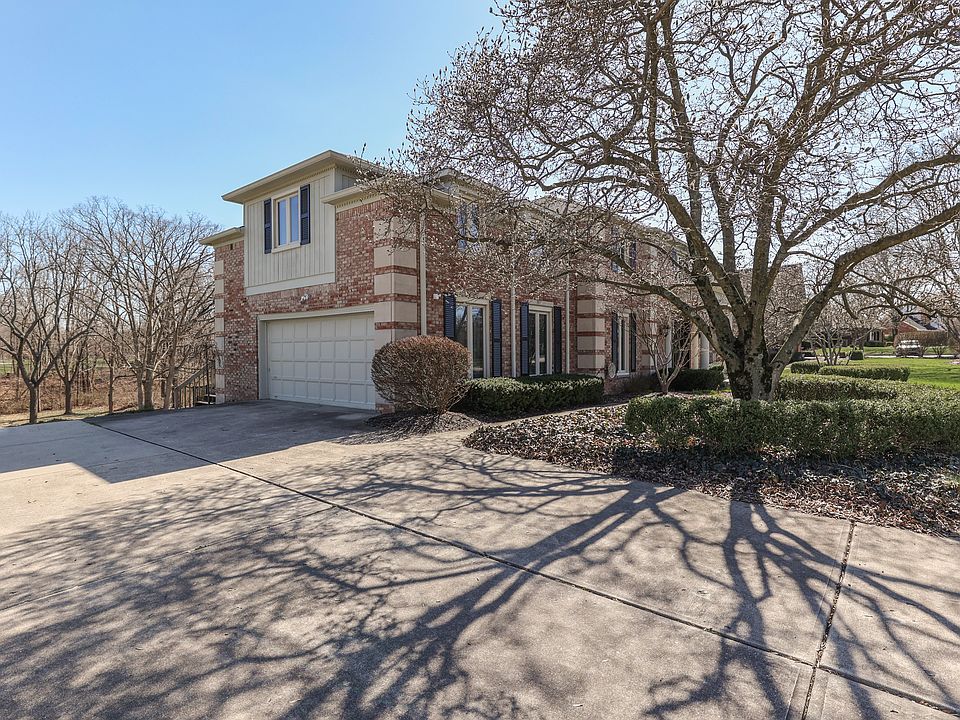 3641 Woodland Streams Dr, Greenwood, IN 46143 | Zillow