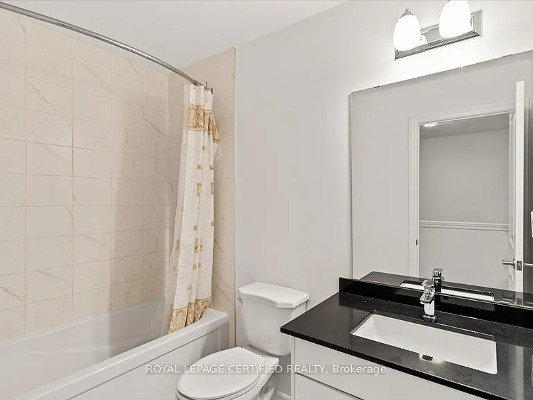 61 Soho St #25 — Photo 19