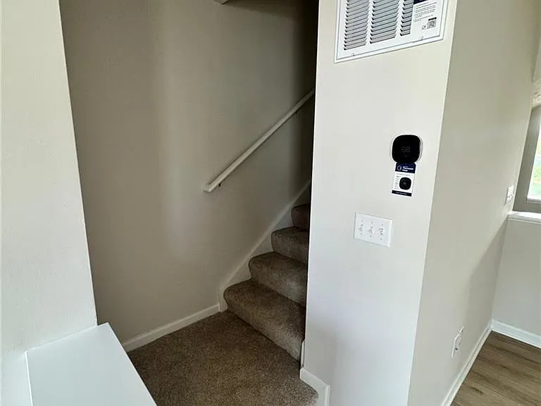 4034 Hemlock Ct — Photo 22