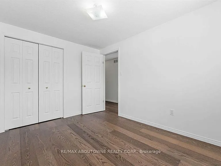 51 Boulder Cres #MAIN — Photo 16