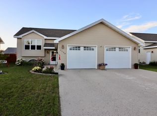 1120 Riverview Rd, Detroit Lakes, MN 56501