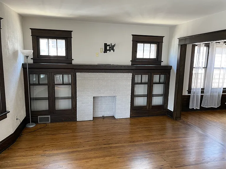 459 Colvin Ave #UPPER — Photo 11