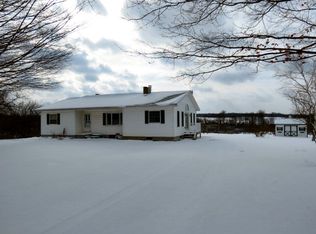 22925 Gravel Run Rd, Saegertown, PA 16433