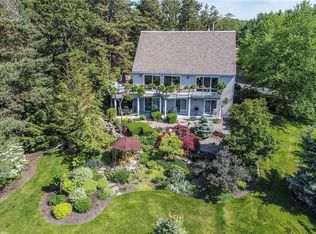 9 Spy Glass Hl, Canandaigua, NY 14424