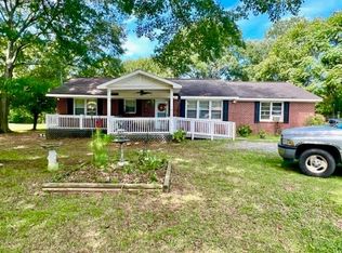 123 Richardson Rd, Calhoun, GA 30701