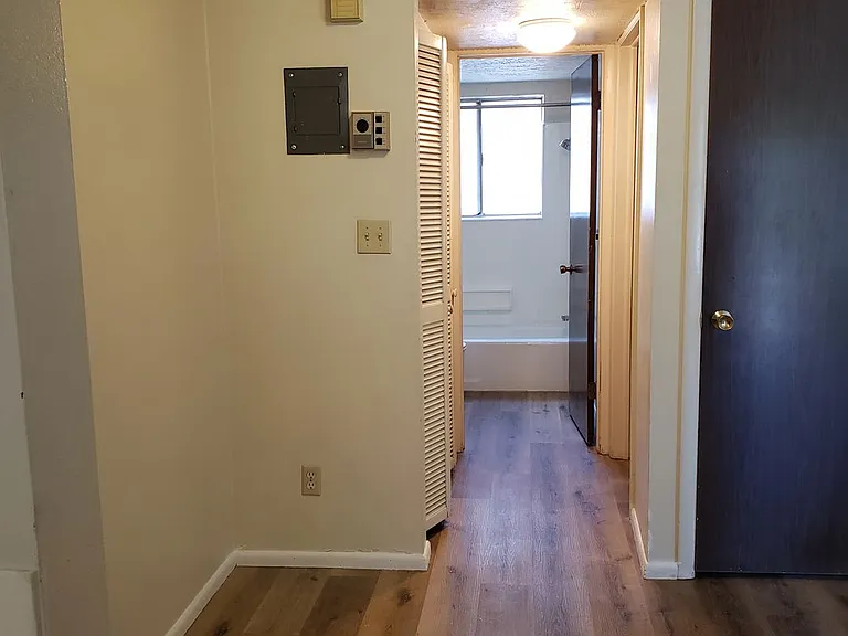 473 S State St #226 — Photo 3