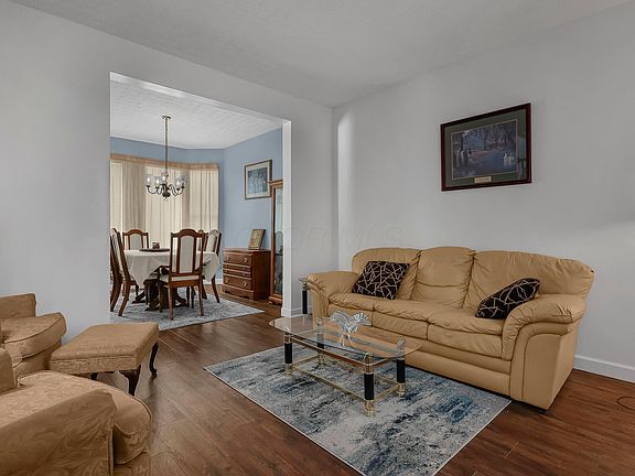 3rd image of 8827 Bergenia Ct