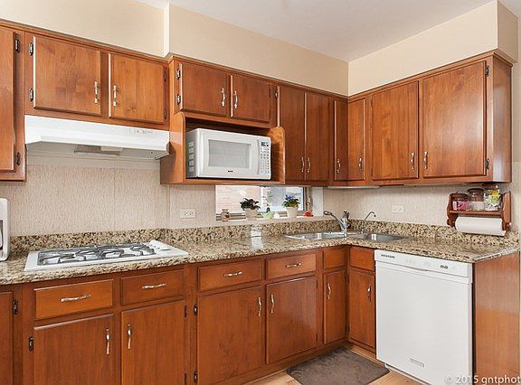 4th image of 173 N Hampshire Ave