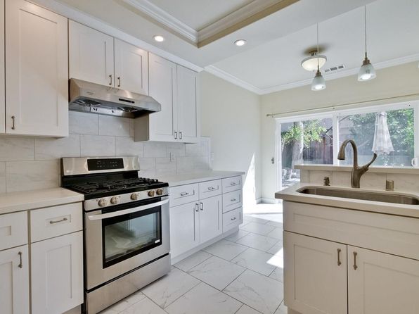 1202 Briarleaf Cir, San Jose, CA 95131