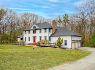 5 Hubbard Rd, Amherst, NH 03031