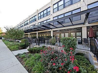 1st image of 1001 W 15th St Unit 328