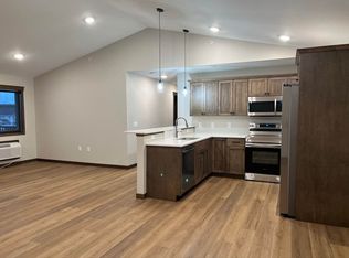 776 Yosemite Way #205, Altoona, WI 54720