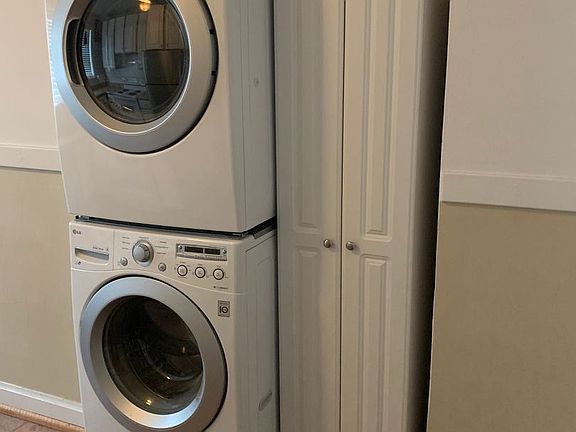 5th image of 7701 Shirley Dr APT 1W