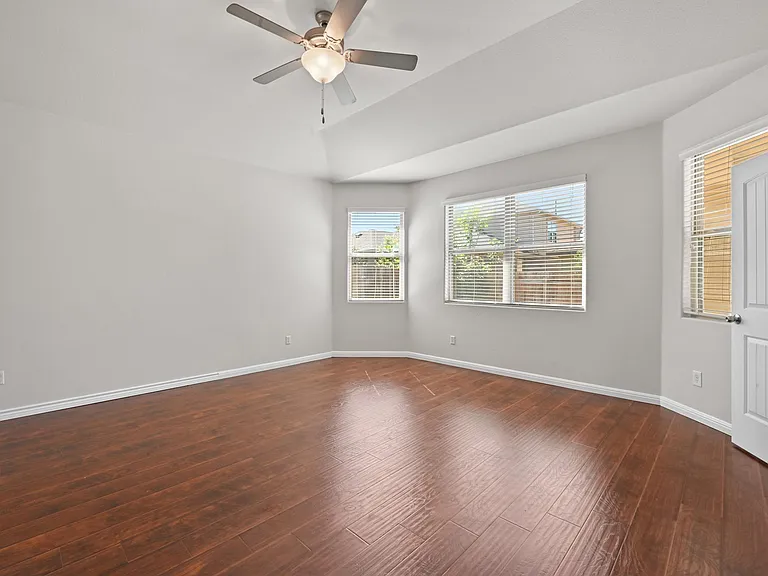 351 Wincliff Dr — Photo 17