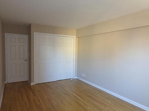 5th image of 80 N Moore St APT 17L