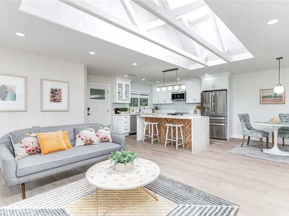 3279 San Amadeo Unit P, Laguna Woods, CA 92637
