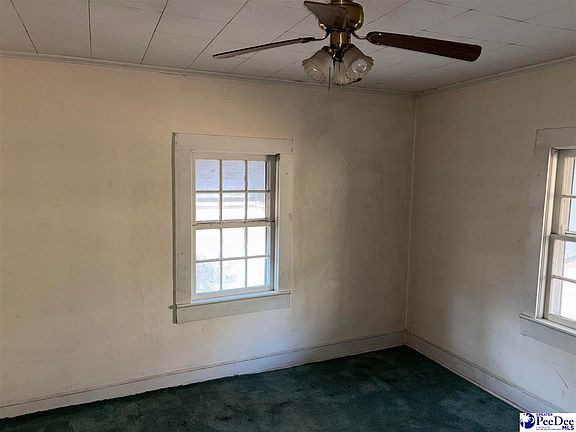5th image of 619 Chapman St