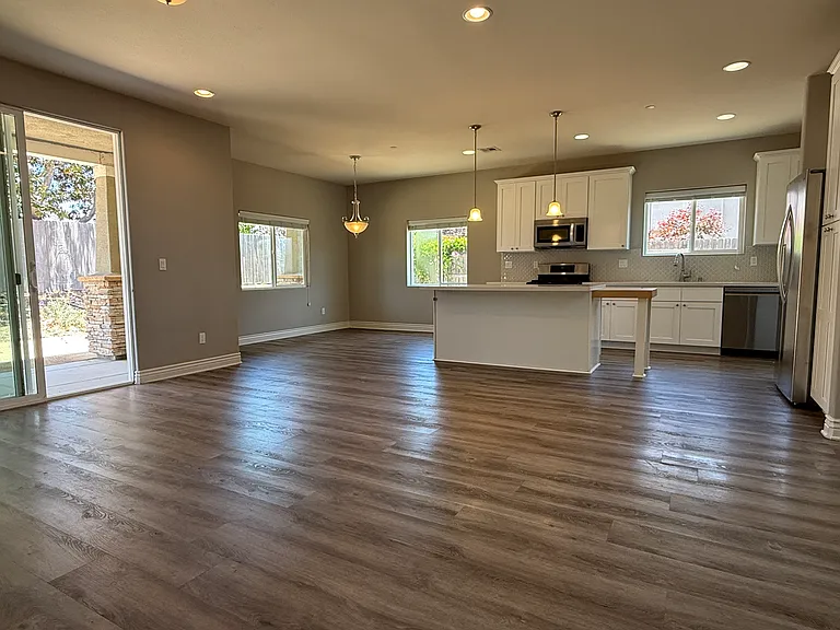 168 Ralph Beck Ln — Photo 2