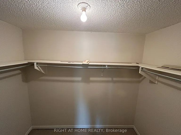 50 Oldhill St — Photo 16