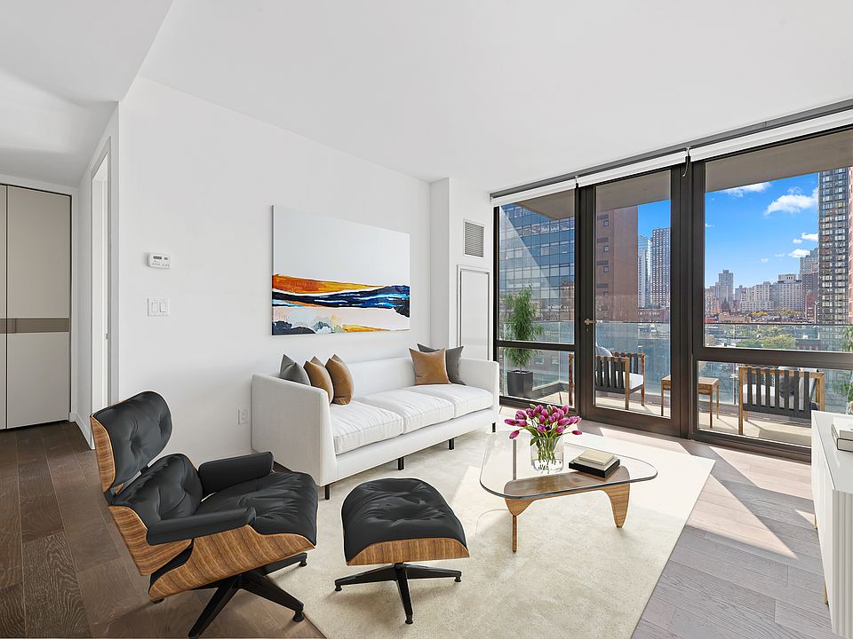 1st image of 302 E 96th St #1101