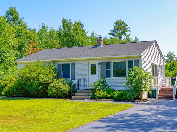 16 Mill Lane, Naples, ME 04055