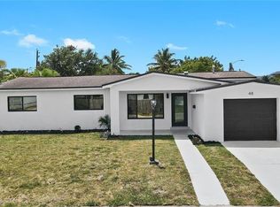 48 SE 7th St, Dania, FL 33004