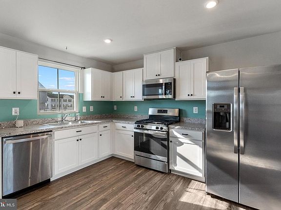 3rd image of 133 Rhea Dr