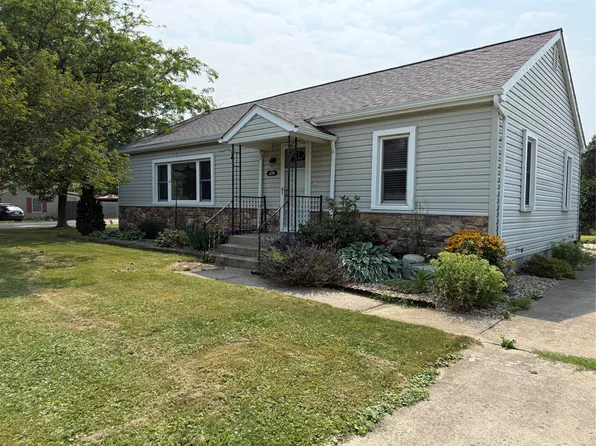 2570 N Mill St, North East, PA 16428