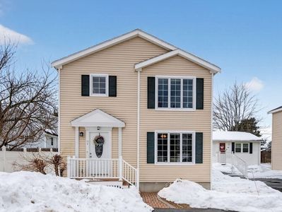 12 Chester St #D, North Reading, MA, 01864
