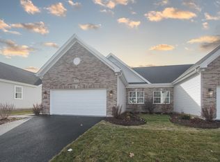 562 Madison Ln, Elgin, IL 60123