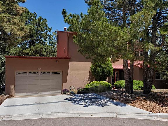 2nd image of 440 Camino Cereza