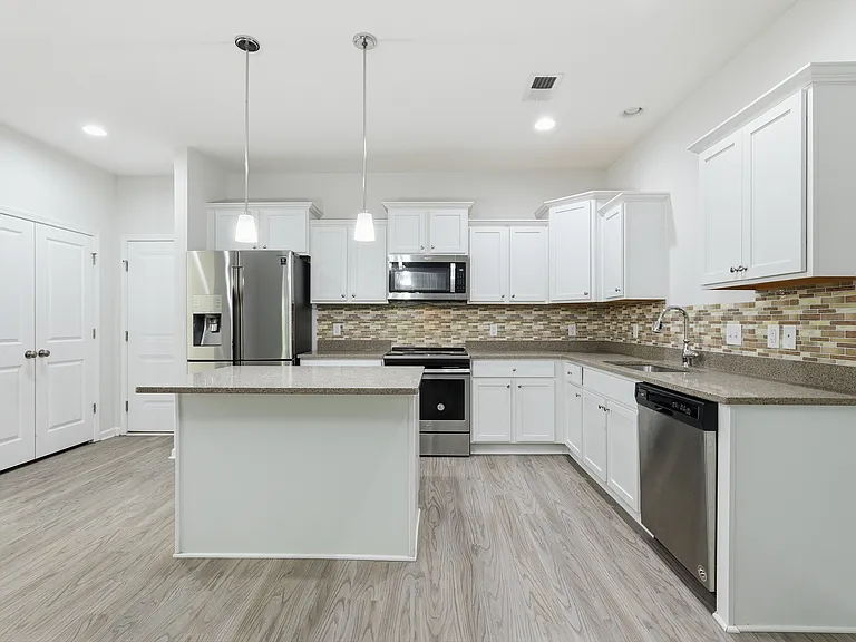 17 Crown Ct — Photo 10
