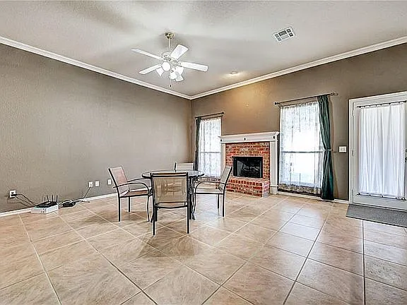 Studio, 1.0 bath, 1852 sqft, $1,289 — Photo 3