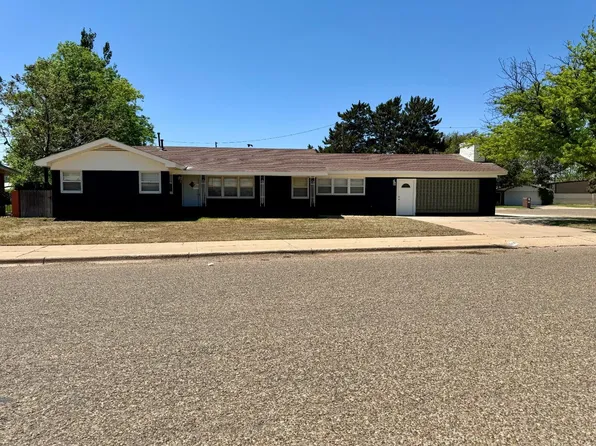 303 N Soland Ave, Denver City, TX 79323
