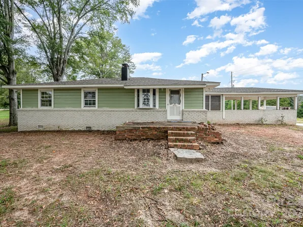 3869 Randleman Rd, Iron Station, NC 28080