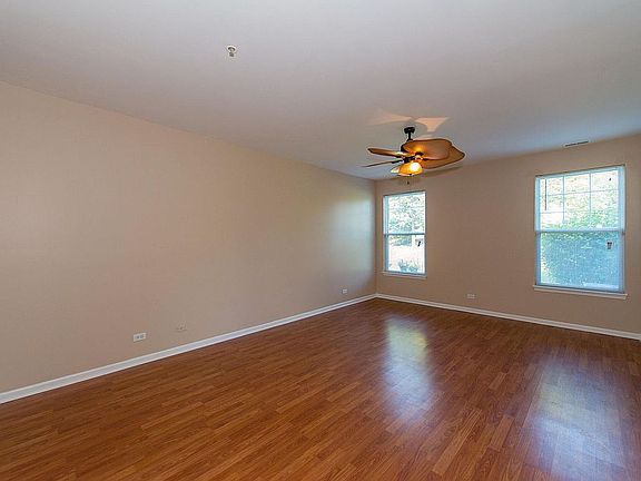 5th image of 97 Johnson Ct Unit 6