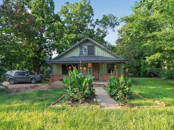 801 Snell Rd, Livingston, TX 77351
