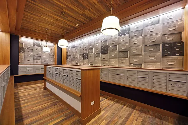 Rented by The Bloomstone Group LLC | media 27