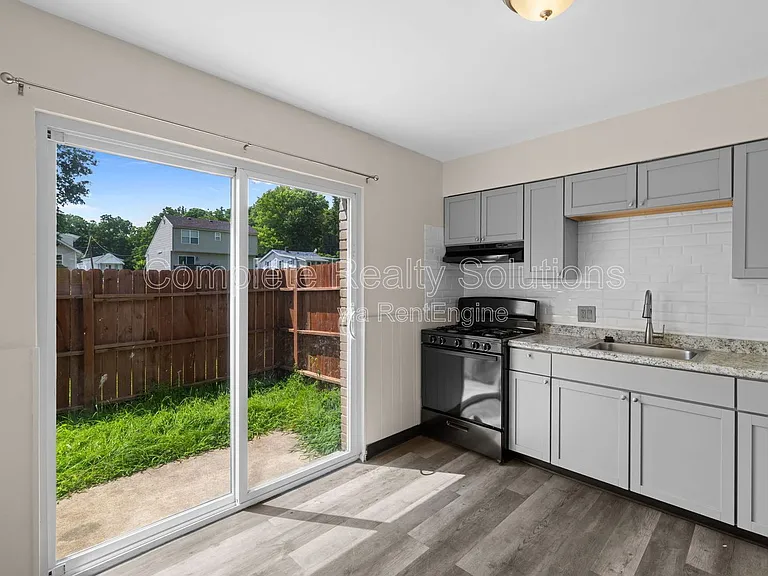 2323 Woodson Rd #I — Photo 2