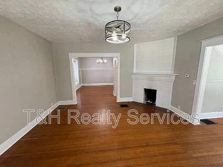22 E Parkview Ave — Photo 5