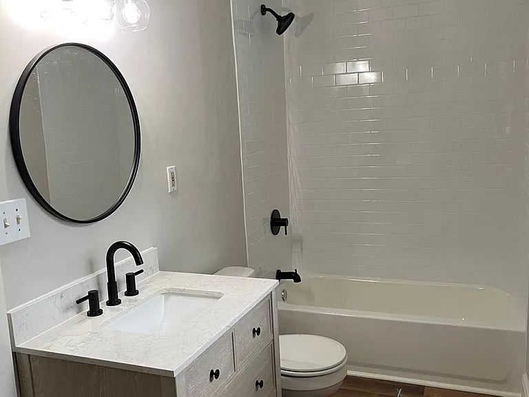 340 Josephine St #B — Photo 10
