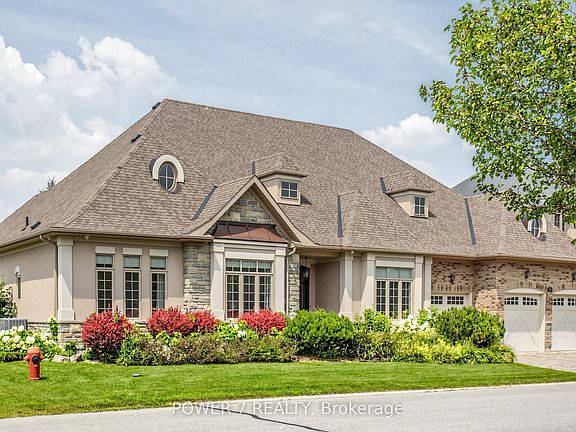3rd image of 9 Emerald Heights Dr