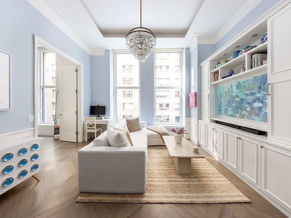 1st image of 108 Leonard St #4J