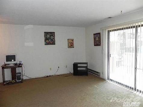 3rd image of 100 Daly Blvd APT 211